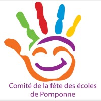 Vente de crêpes organisée par le Comité de la fête des écoles